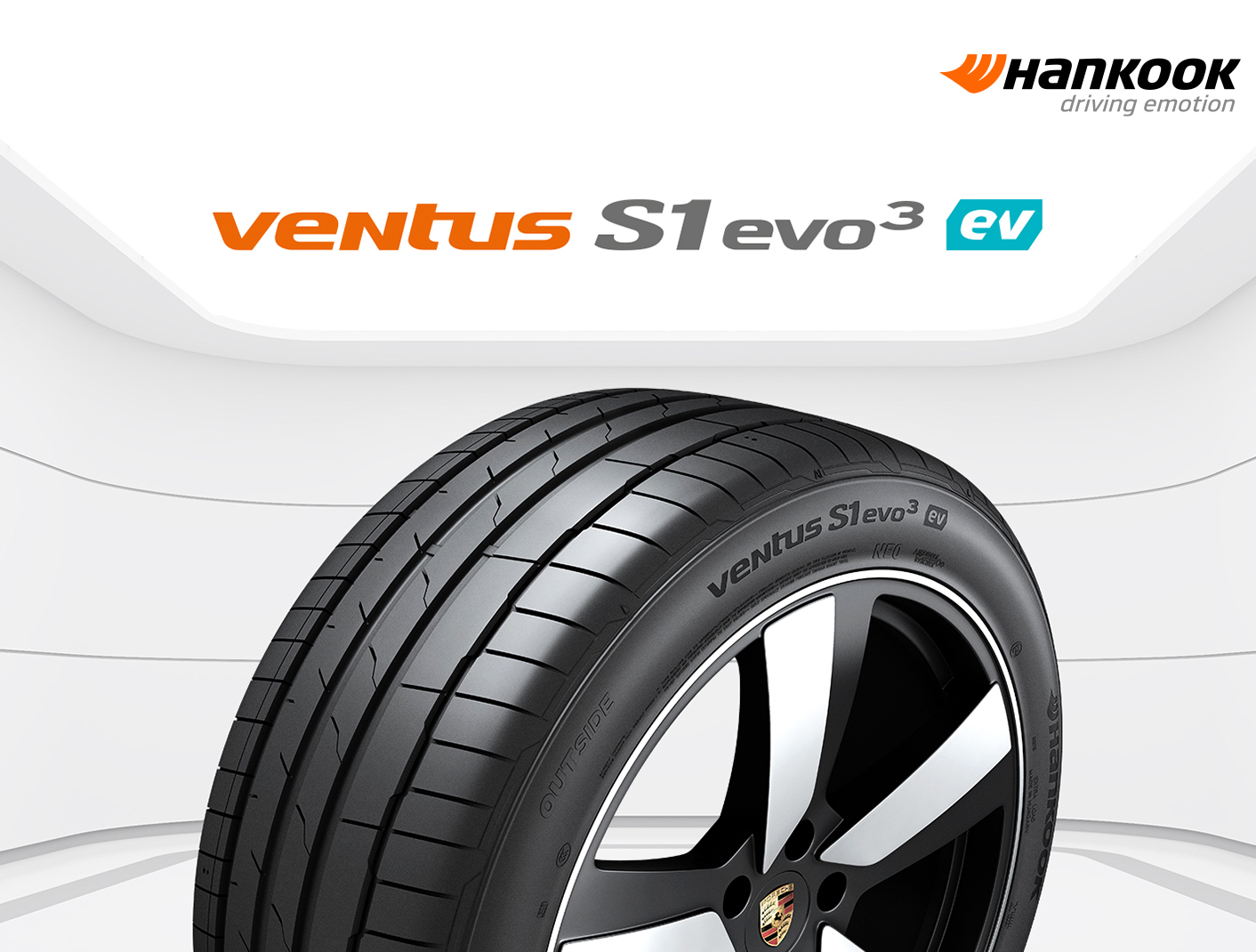 Porsche Macan Driving on EV Summer Tires from Hankook