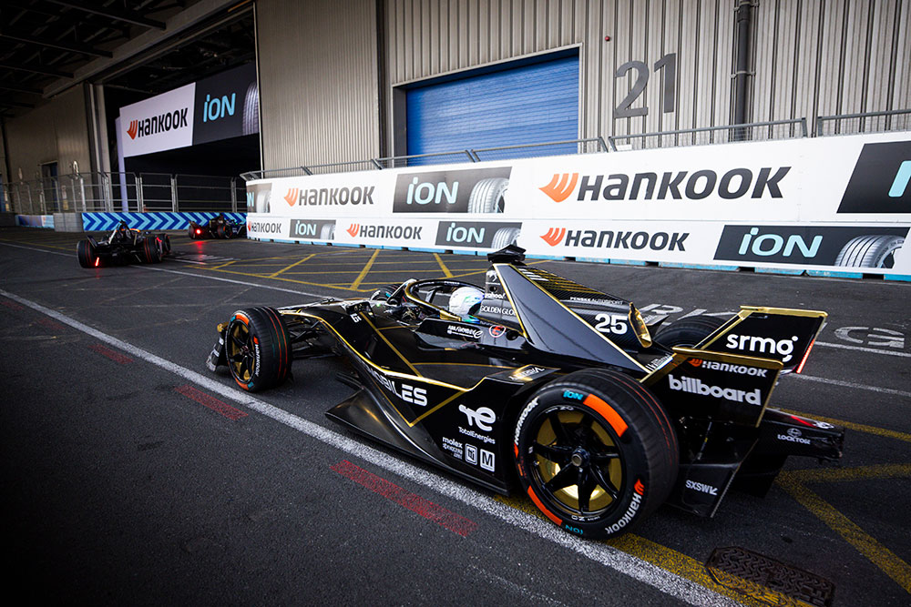포뮬러_e_2025_런던_e_prix_경기_장면_2