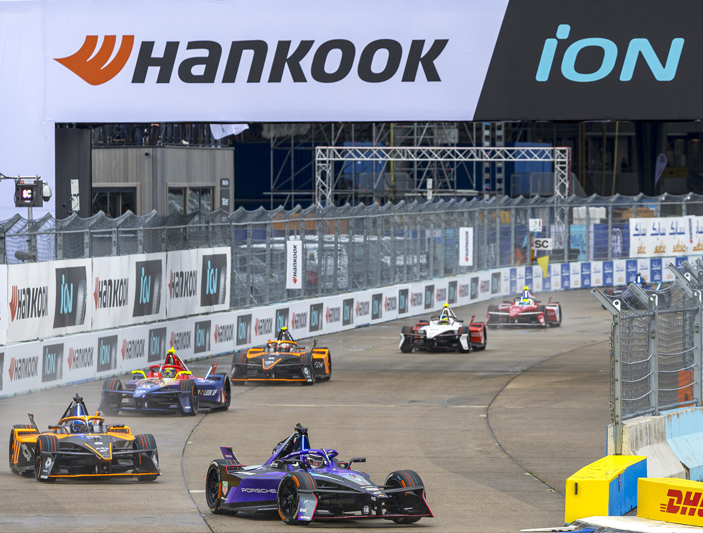 Hankook Highlights Technical Tire Superiority at Formula E 2025 Hankook Berlin E-Prix